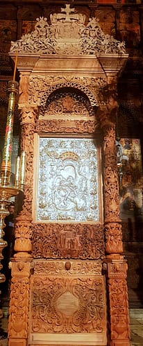 Axion Estin (It is Truly Meet)- Proskinitaria-Akathist in wood carving